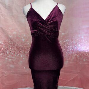 Windsor Dark Purple Velvet Bodycon Midi Dress Size S